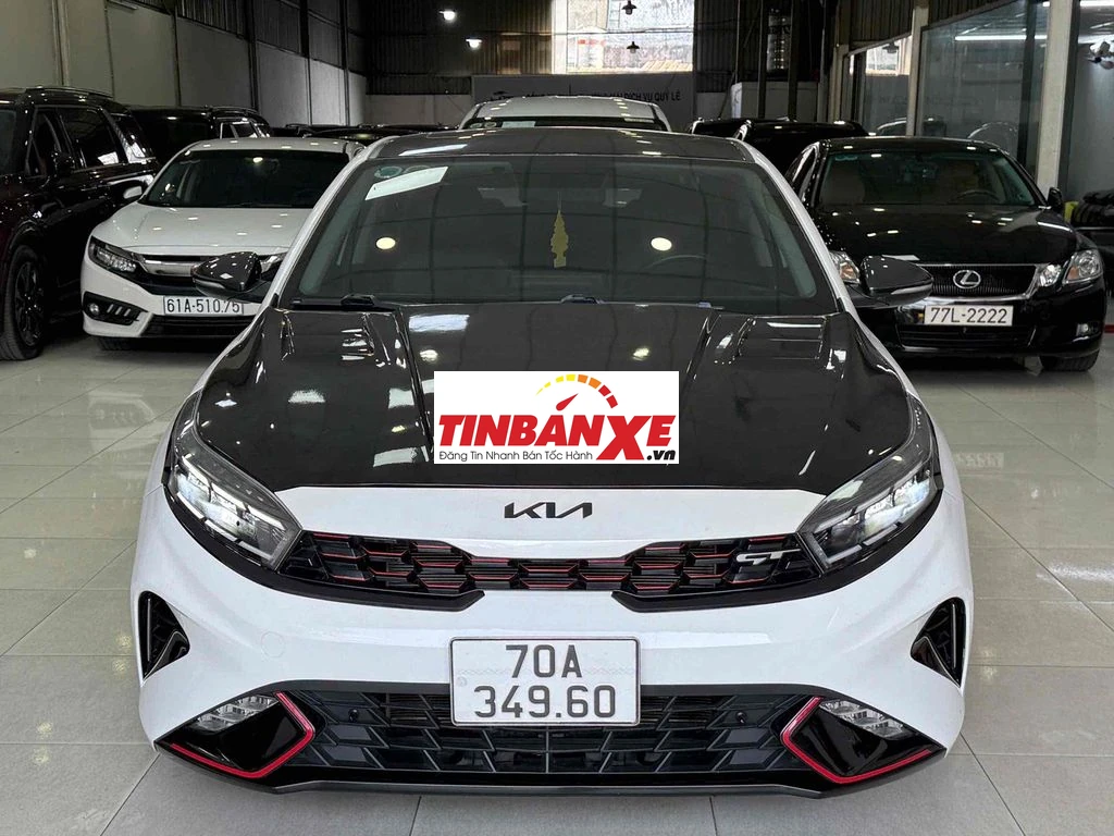 Xe cùng phân khúc