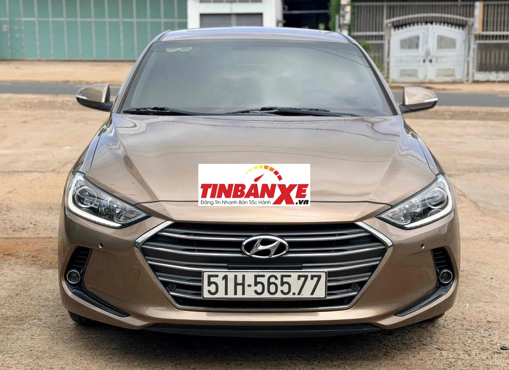Huyndai Elantra sản xuất 2017 bản cao cấp nhất
