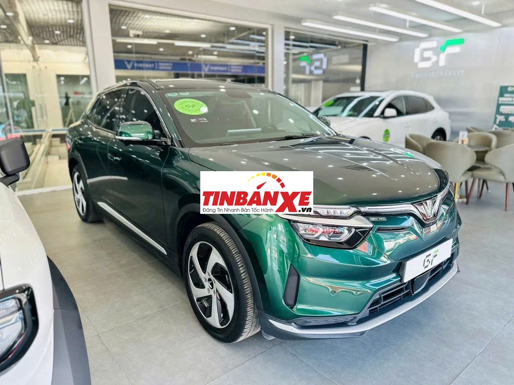 VinFast VF8 S 2024 (như mới) - dưới 50km