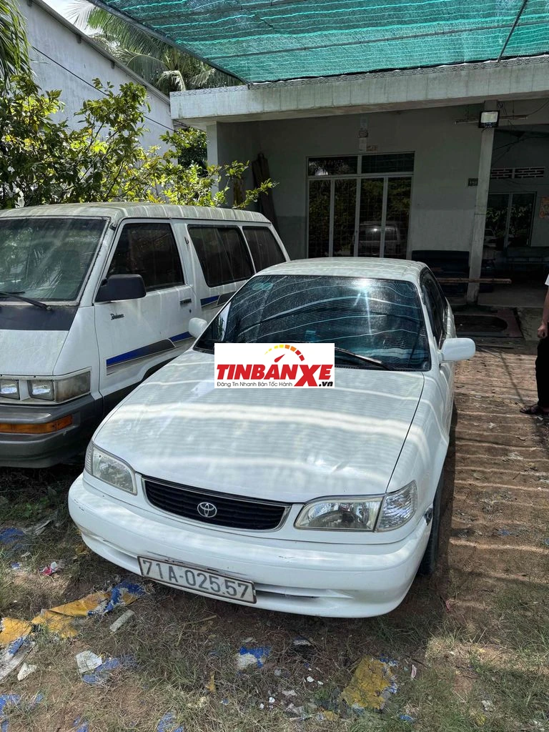 Toyota Corolla 2000 XL 1.3 MT - 234567 km