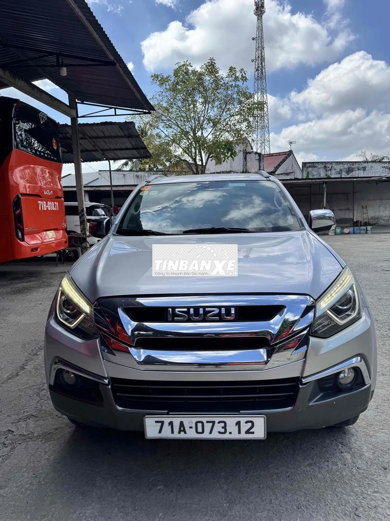 Isuzu MUX 2019 Bạc