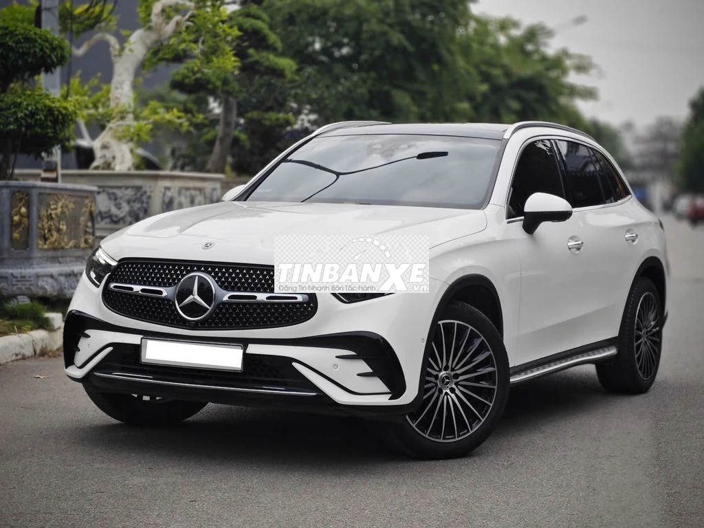 Mercedes-Benz GLC300 4Matic 2024 Trắng 7600 km