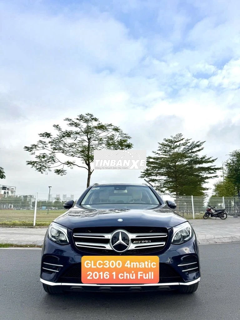 Mercedes Benz GLC300 4Matic 2016 xanh cavansite