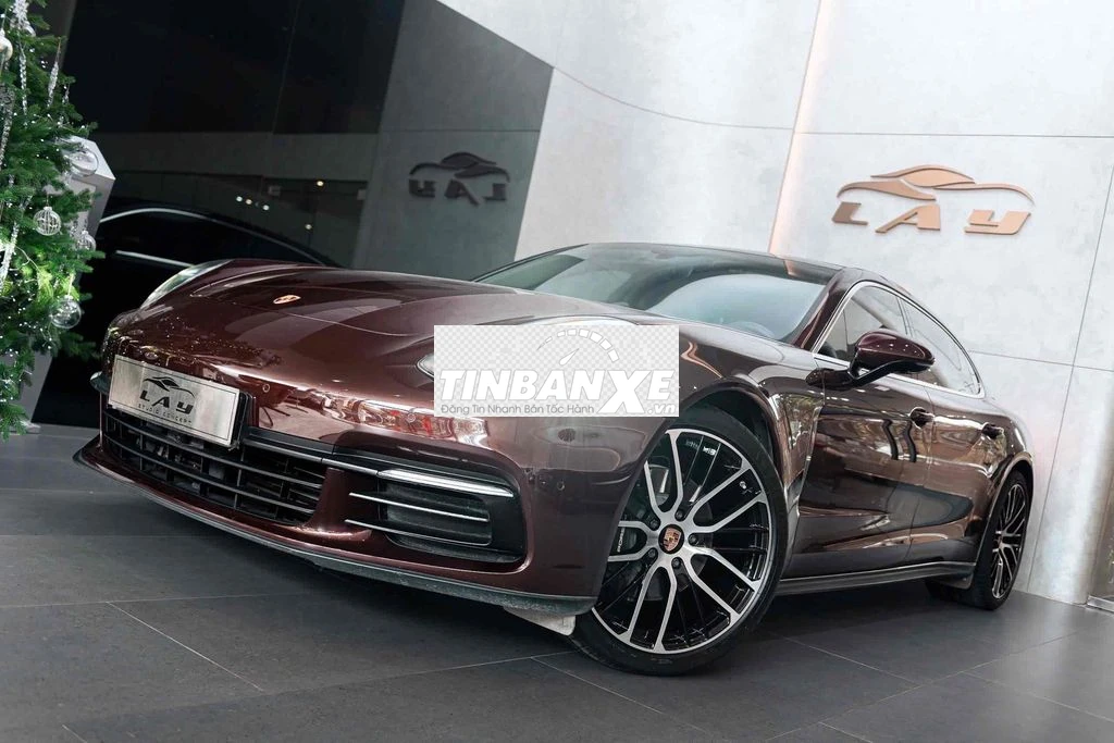 LONG ANH AUTO về PORSCHE PANAMERA 4executive 2018