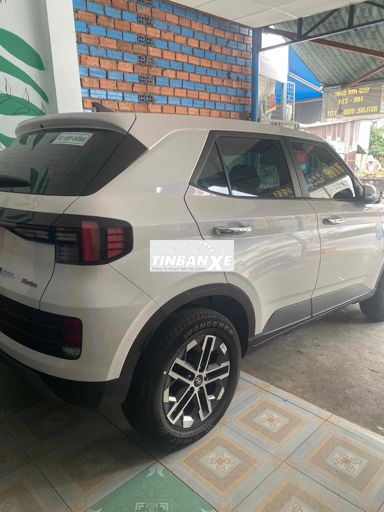Hyundai Venue 2025 Trắng 48.000km