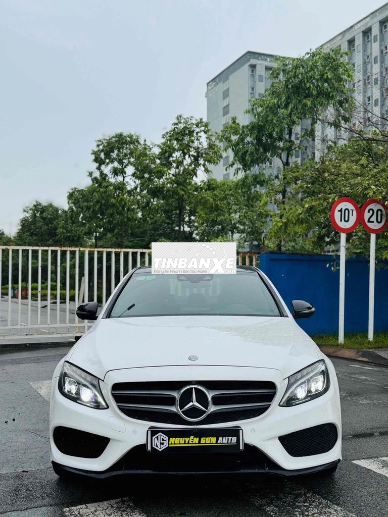 Mercedes Benz C Class 2015 C300 AMG Siêu mới 🍀