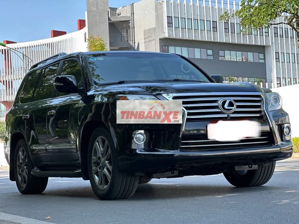 Lexus LX570 2012  - 20000 km