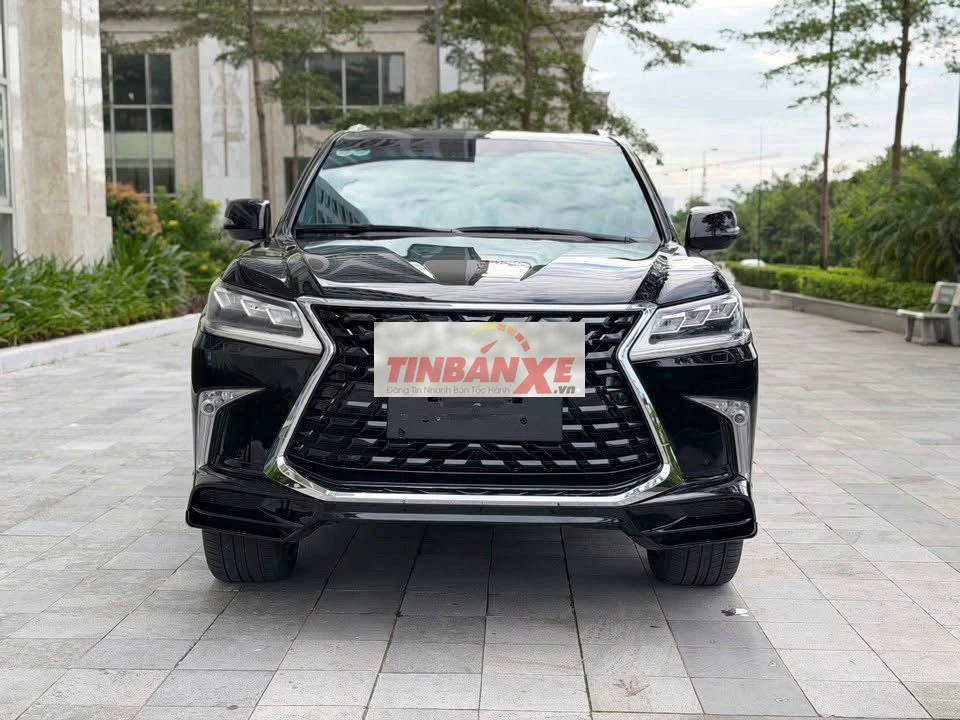 Bán Lexus LX570 MBS 4 chỗ, sản xuất 2016 cực mới.