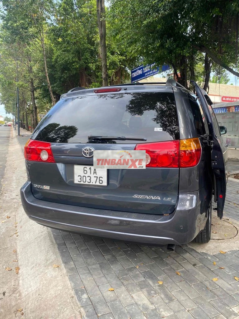 Toyota Sienna 2006 - 138000 km