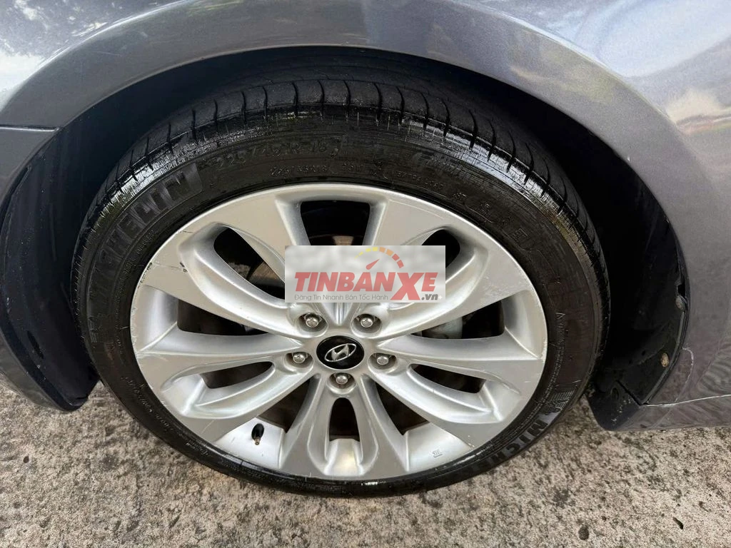 Hyundai Sonata 2011 Xám