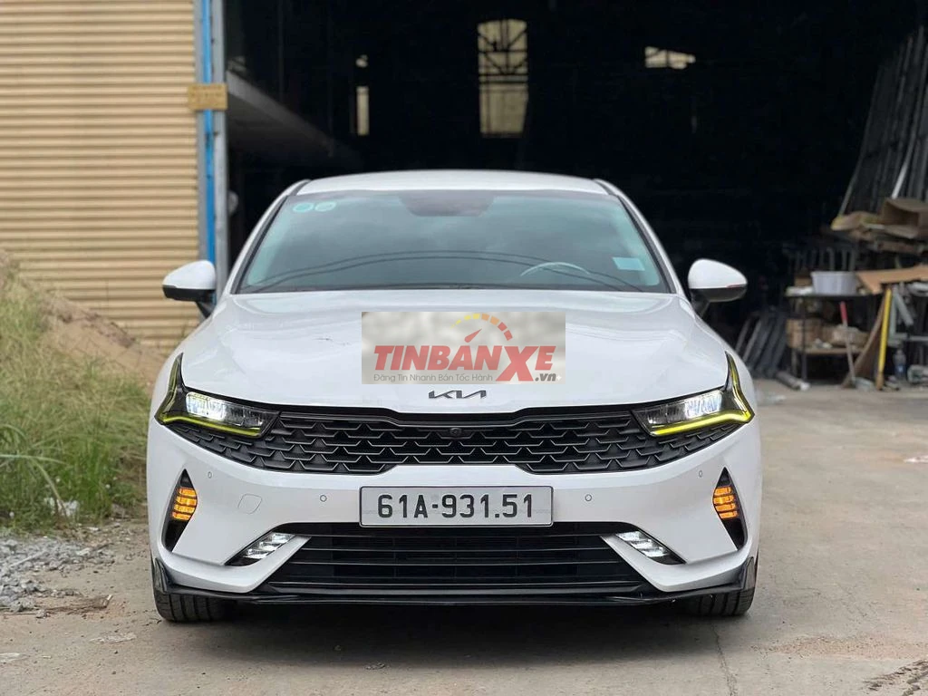 KIA K5 2023 Luxury 8000 km Trắng