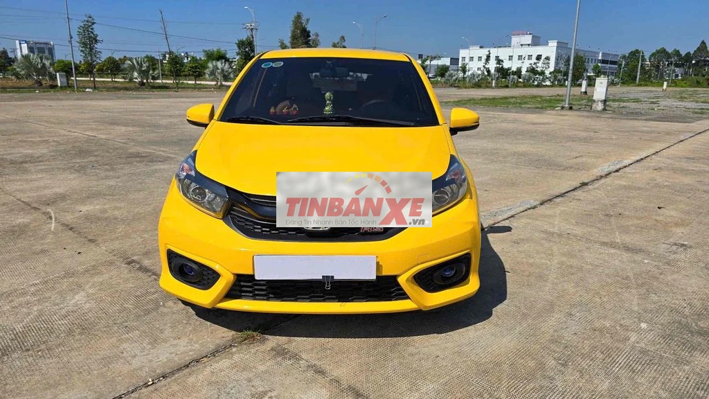 Honda Brio RS 2021 Vàng 9000 km