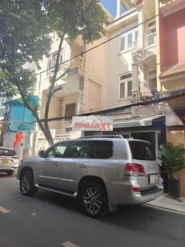 Lexus LX570 2007 Bạc