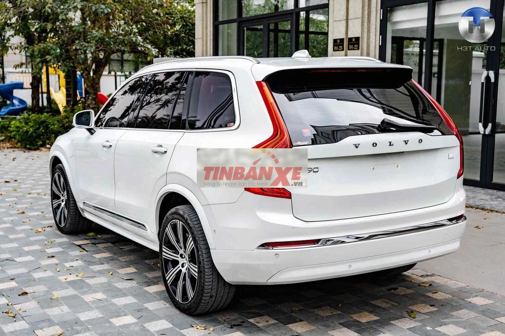 Volvo XC90 T8 Recharge 2022 Trắng , xuất hoá đơn