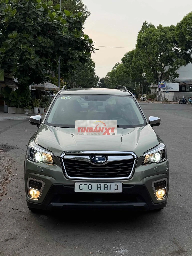 Subaru Forester 2020 Xanh