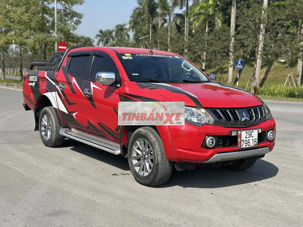 Mitsubishi Triton 2017 1 cầu Đỏ