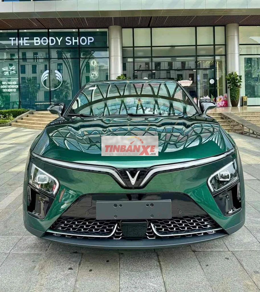 SỞ HỮU VF7 CHỈ 15%! CÒN LẠI ĐỂ NGÂN HÀNG LO!