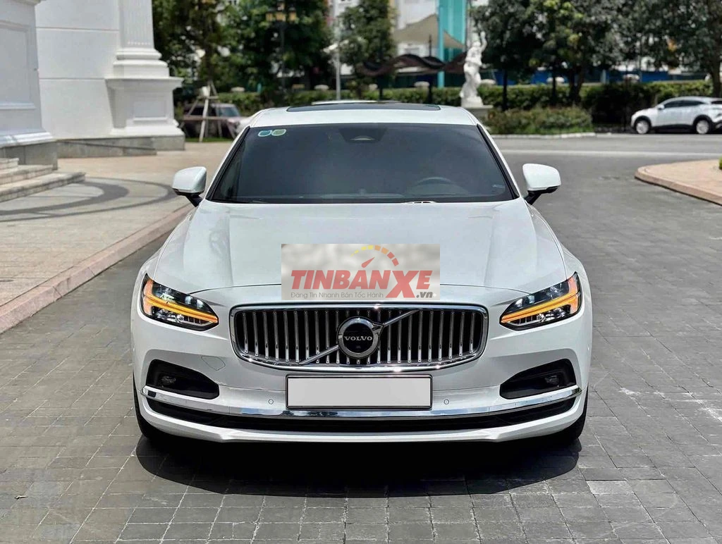 Volvo S90 LWB Ultimate B6 sx 2022 màu trắng đẹp