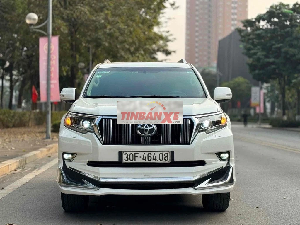 Toyota Land Cruiser Prado 2018 Trắng siêu đẹp chât
