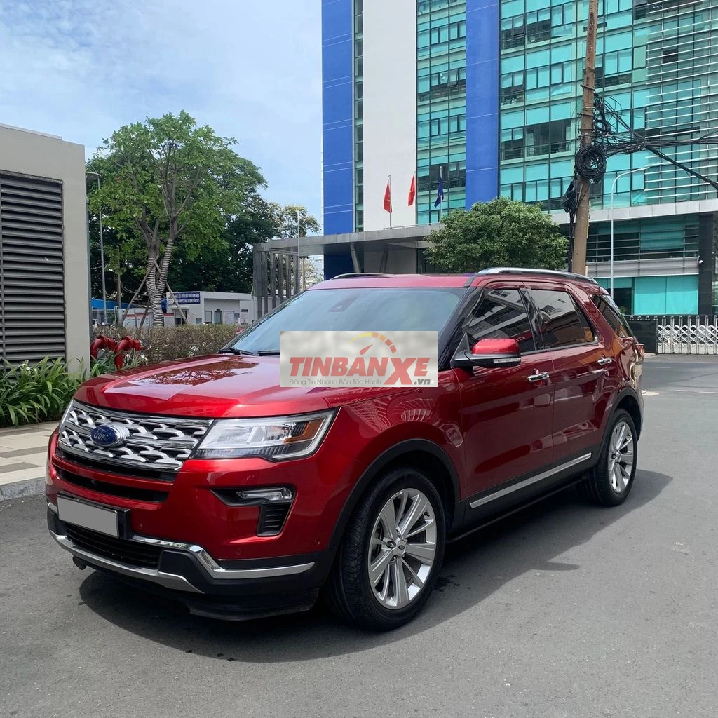 Ford Explorer 2019 màu đỏ full tiện nghi
