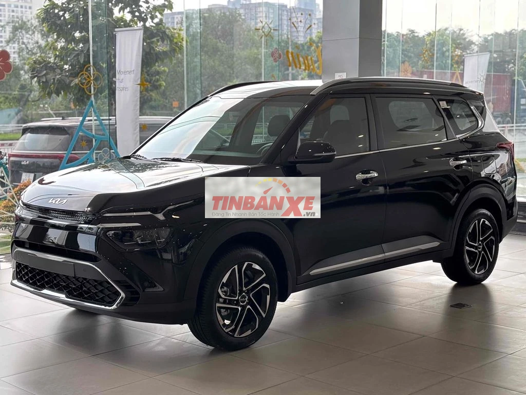 KIA Carens 1.5G Luxury Đen
