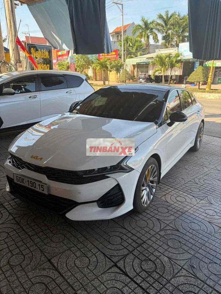 KIA K5 2022 Trắng