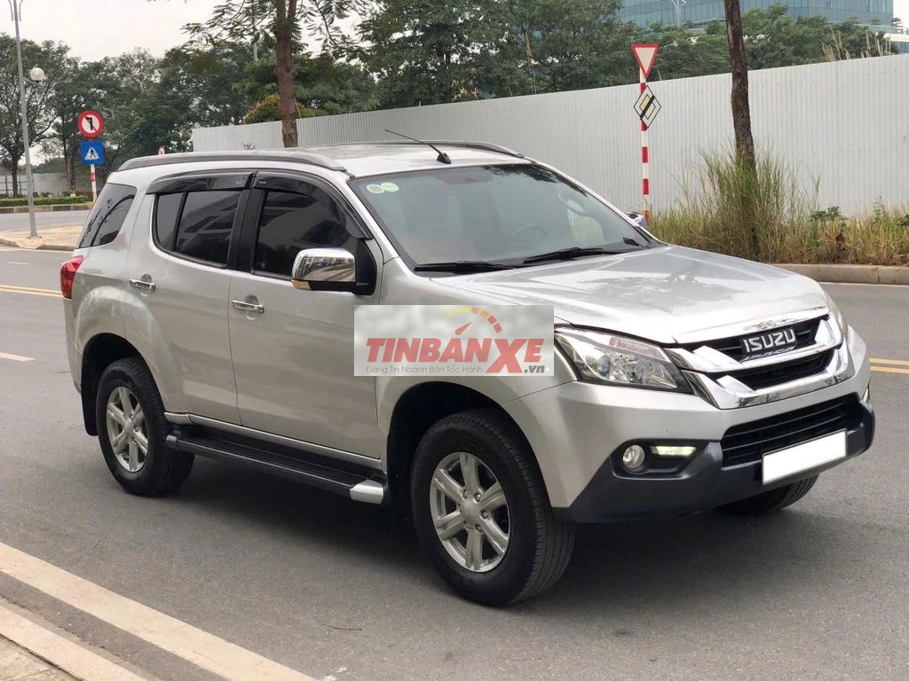 Isuzu MU-X 3.0 AT 2016 Bạc