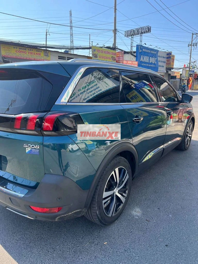 Peugeot 5008 2018 XS Xanh