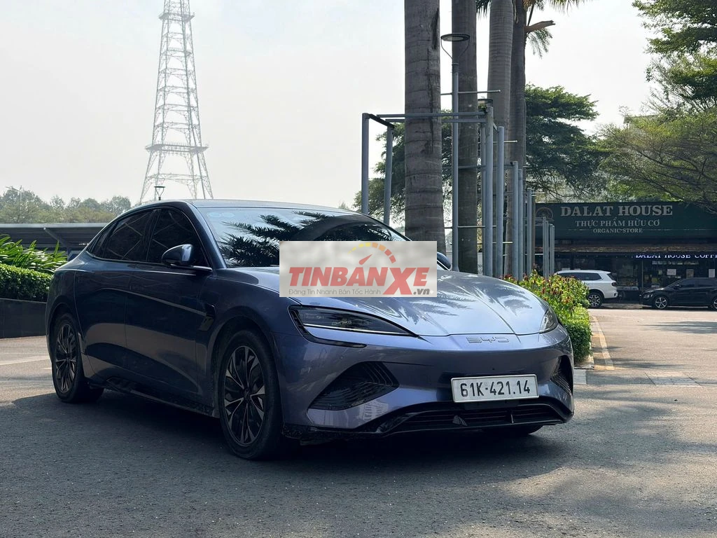 BYD Seal Advanced Xám