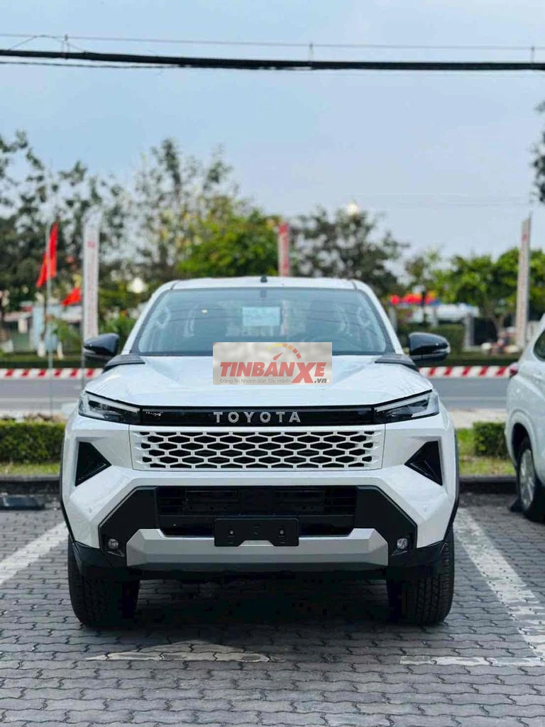 ✅Toyota Hilux 2026✅Tặng Bảo Hiểm✅XE GIAO SỚM✅