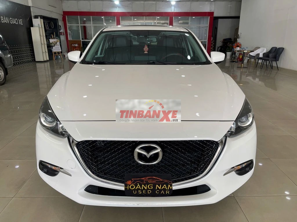 Mazda 3 1.5AT Luxury 2020 - 25000 km