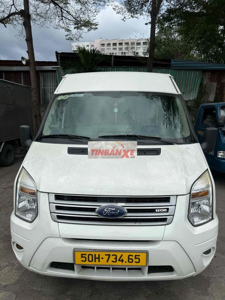 Ford Transit 2019 Luxury - 160000 km