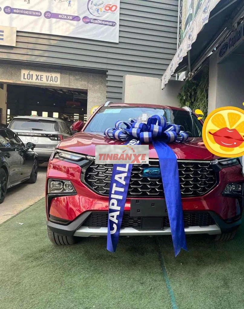 Ford Territory Titanium X bản cao nhất màu đỏ