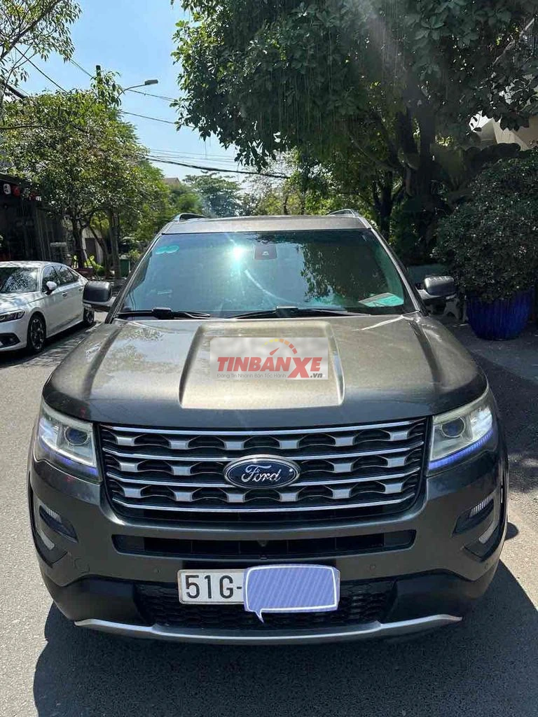 Ford Explorer 2016 Limited 83600km Xám