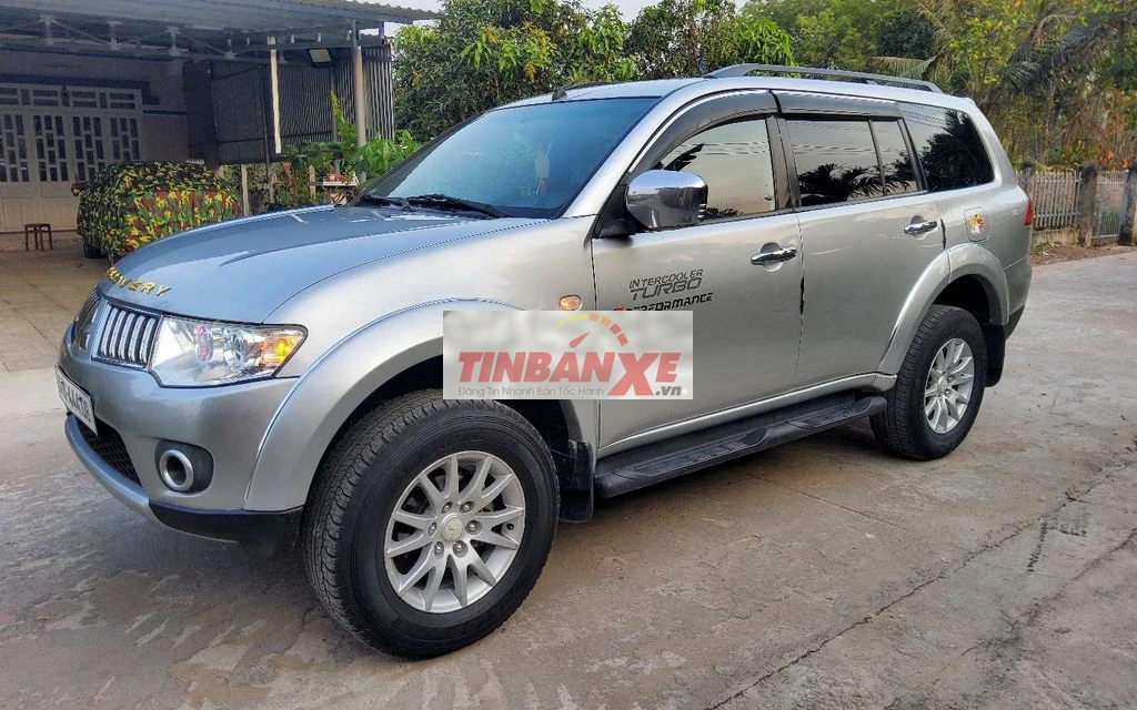 MITSU PAJERO SPORT 2012 AT DẦU CƯC ĐEP