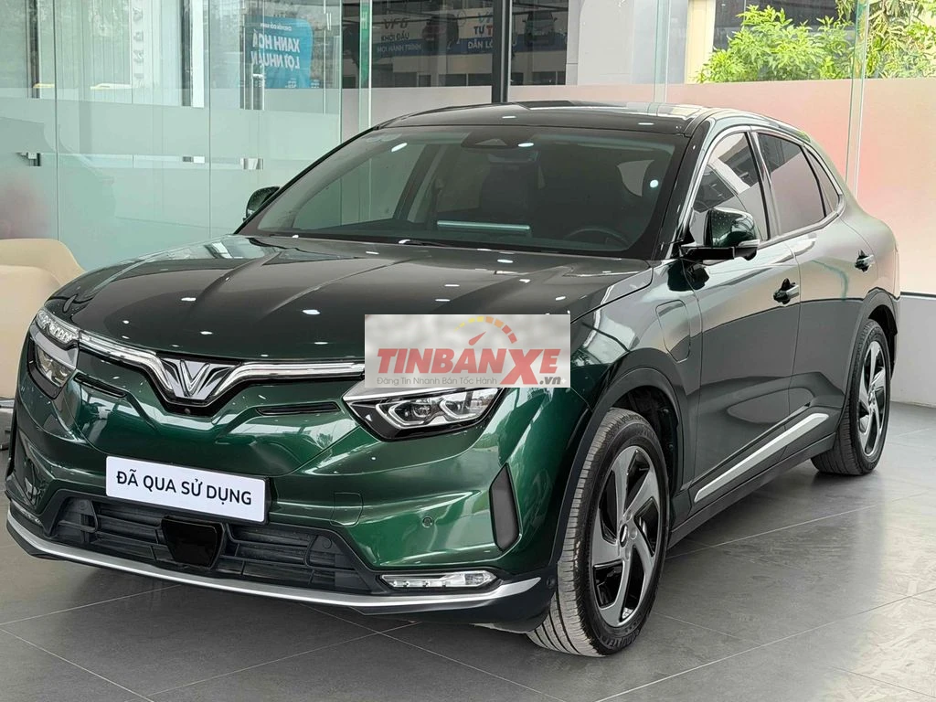 VinFast VF8 ECO CATL 2023 Xanh