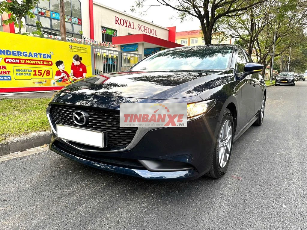 Bán Mazda 3 cuối 2024 Xanh fadil, zin 99%, giá rẻ