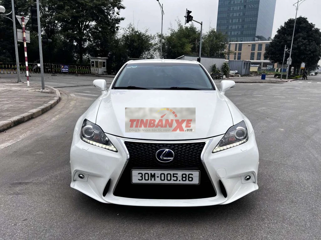 Lexus IS250C màu Trắng