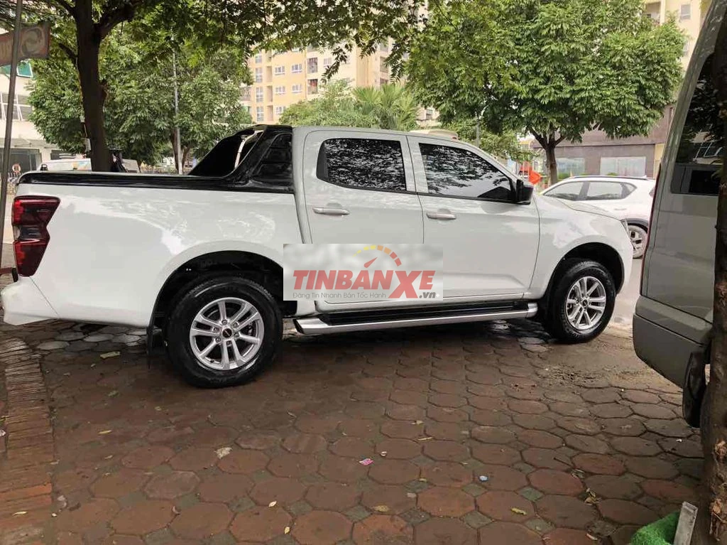 Isuzu Dmax 2021 Prestige1.9 4X2 AT - 80000 km