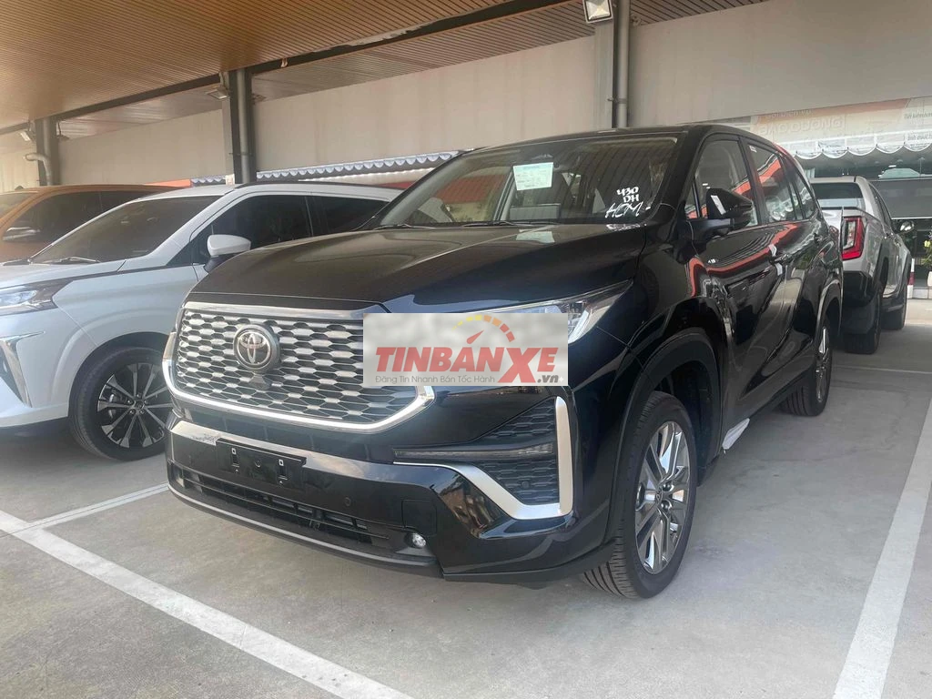 Toyota Innova Cross Hybrid 2026 hỗ trợ góp-Giá tot