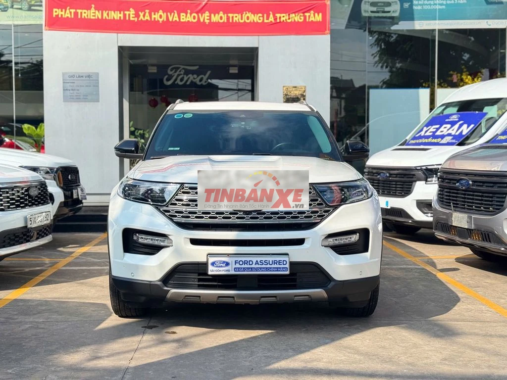 Ford Explorer 2024 Limited Trắng - 25.000 km