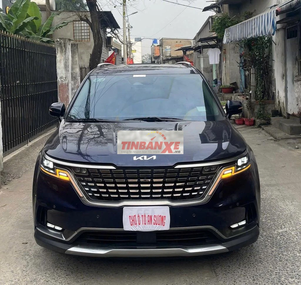 Kia Carnival 2022 Signature Xanh