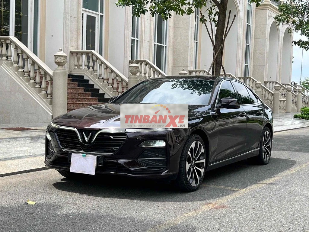 Lux A 2.0 turbo Premium