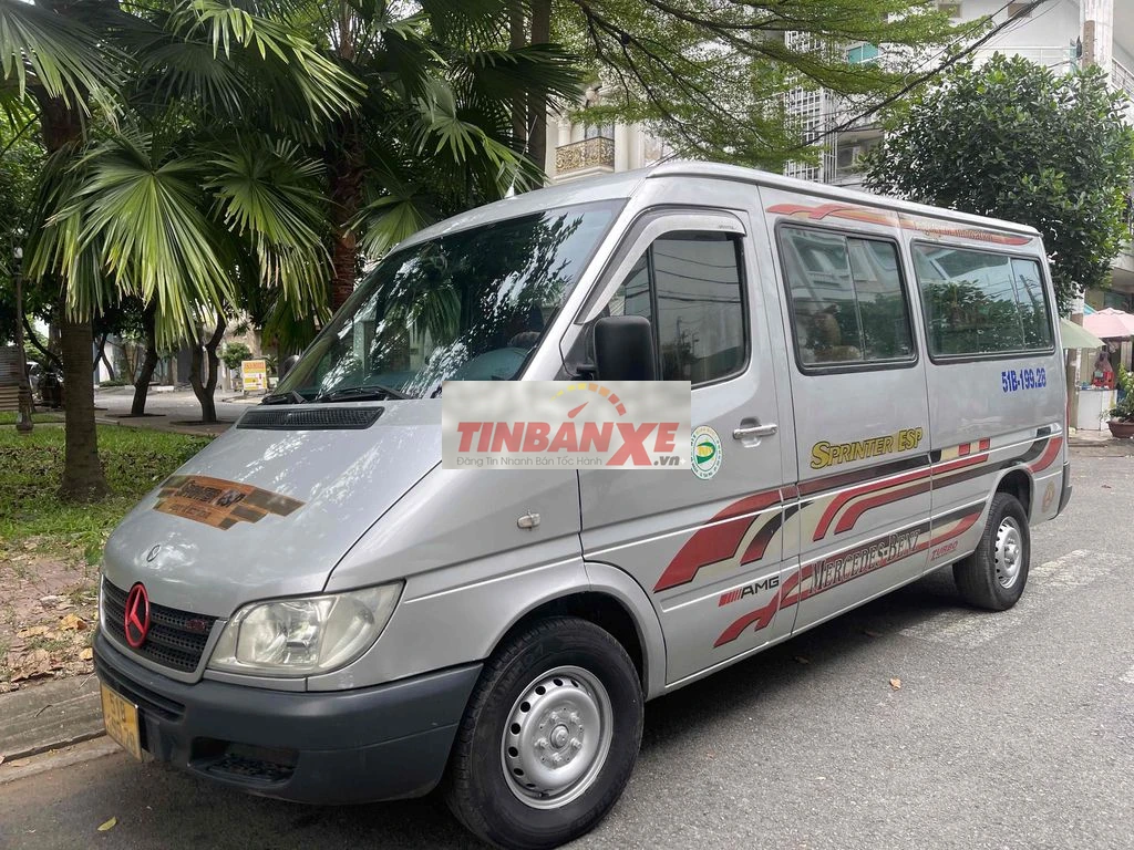 Mercedes Benz Sprinter 6 chổ 900 kg đời 2006
