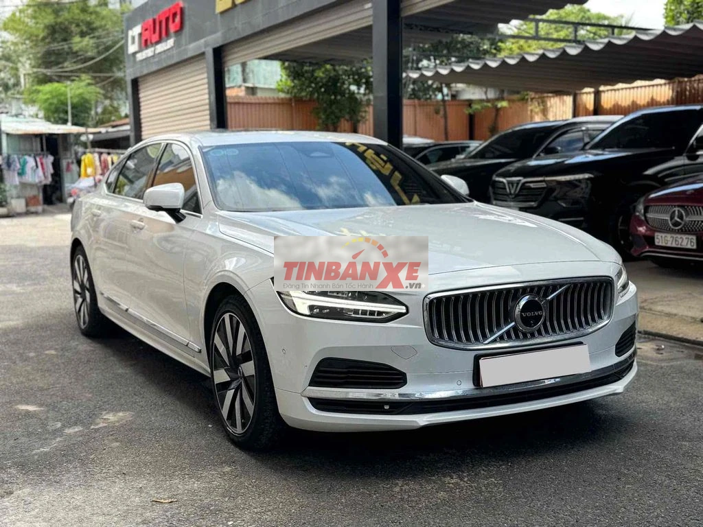 Volvo S90L PLUS 2024 Ultimate Recharge T8