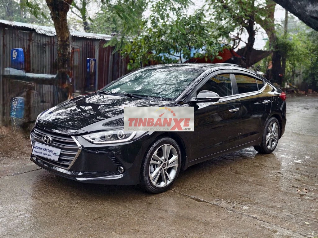 Bán Huyndai Elantra 2.0 AT sx 2019
