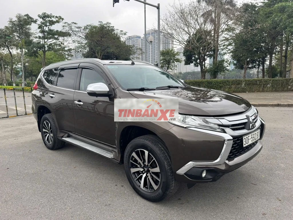 Mitsubishi Pajero Sport 2018 2.4AT 4x2 100000 km