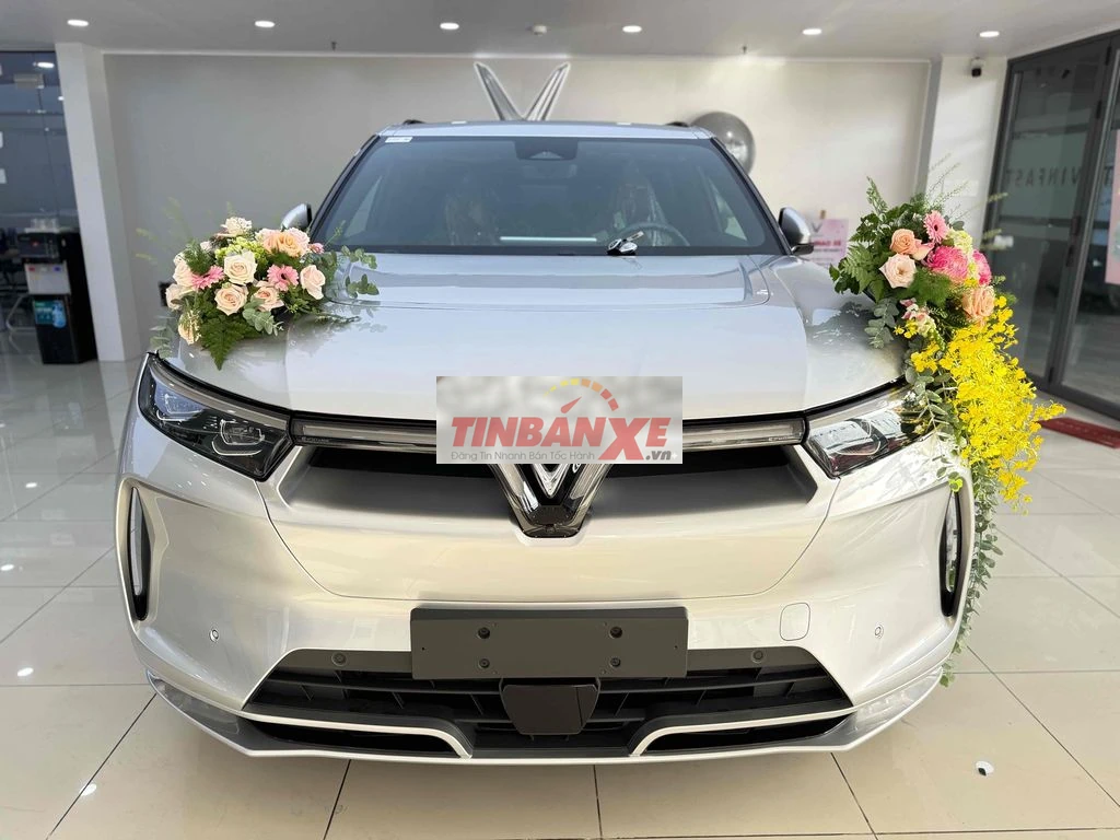 VF9 SẲN XE GIAO NGAY-BAO ĐẬU HỒ SƠ 100%!