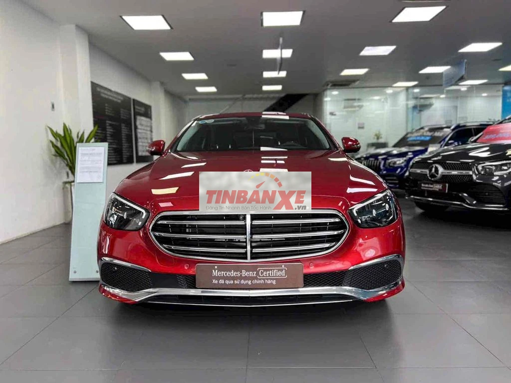 Mercedes E200 Đỏ siêu lướt