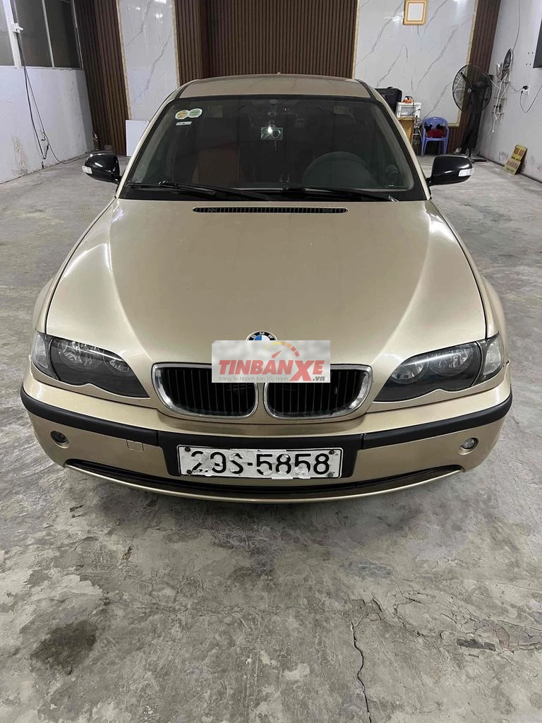 BMW 2002 Vàng cát Số sàn